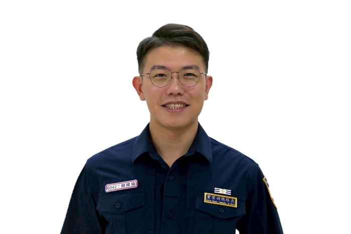 實習副總隊長 簡暐倫