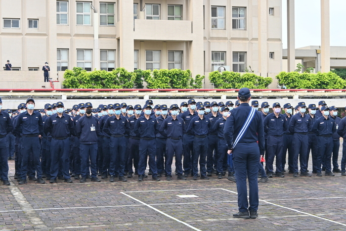 二技中隊實習中隊長整理隊伍