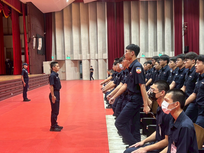 93期1隊操作行進間警歌演唱